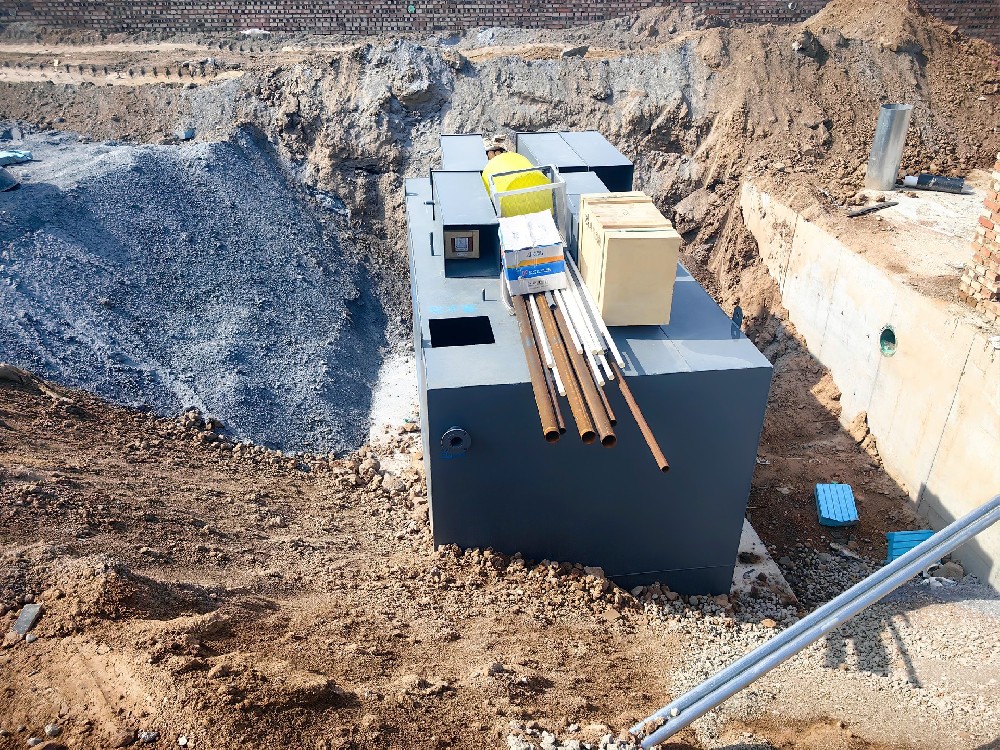 水墨污水處理：凈化之道，守護碧水藍天