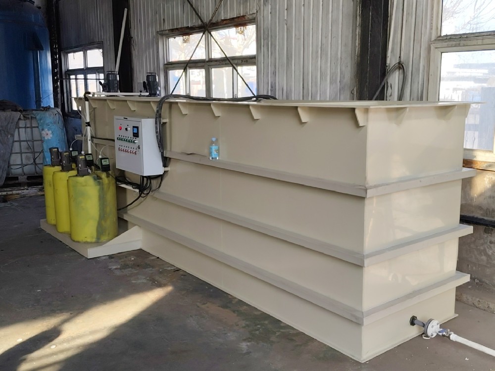 牛蛙養(yǎng)殖污水處理中的預(yù)處理利器——溶氣氣浮機(jī)